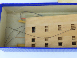 HO Scale Ambroid Kit #10 Wood Unlettered Triple Decker Dormitory Car