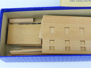 HO Scale Ambroid Kit #10 Wood Unlettered Triple Decker Dormitory Car