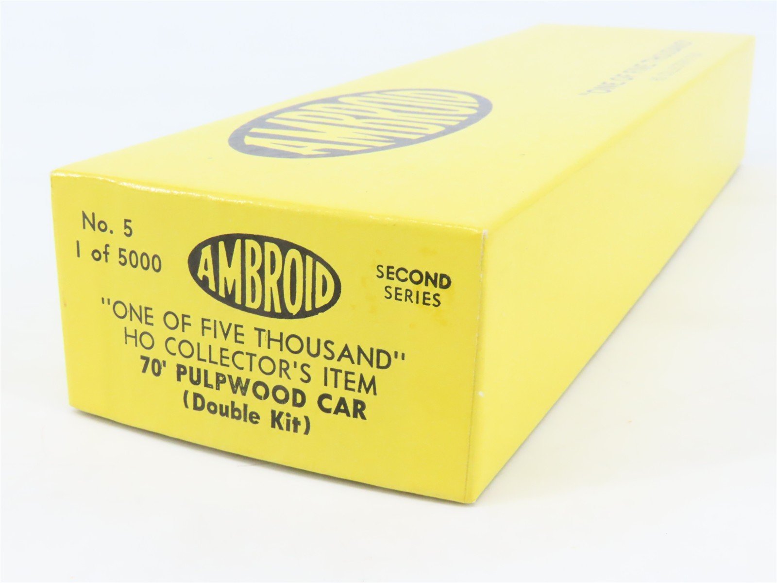 HO Scale Ambroid Double Kit No 5 MEC/BAR 70' Pulpwood 70-Ton Bulkhead Flat Car