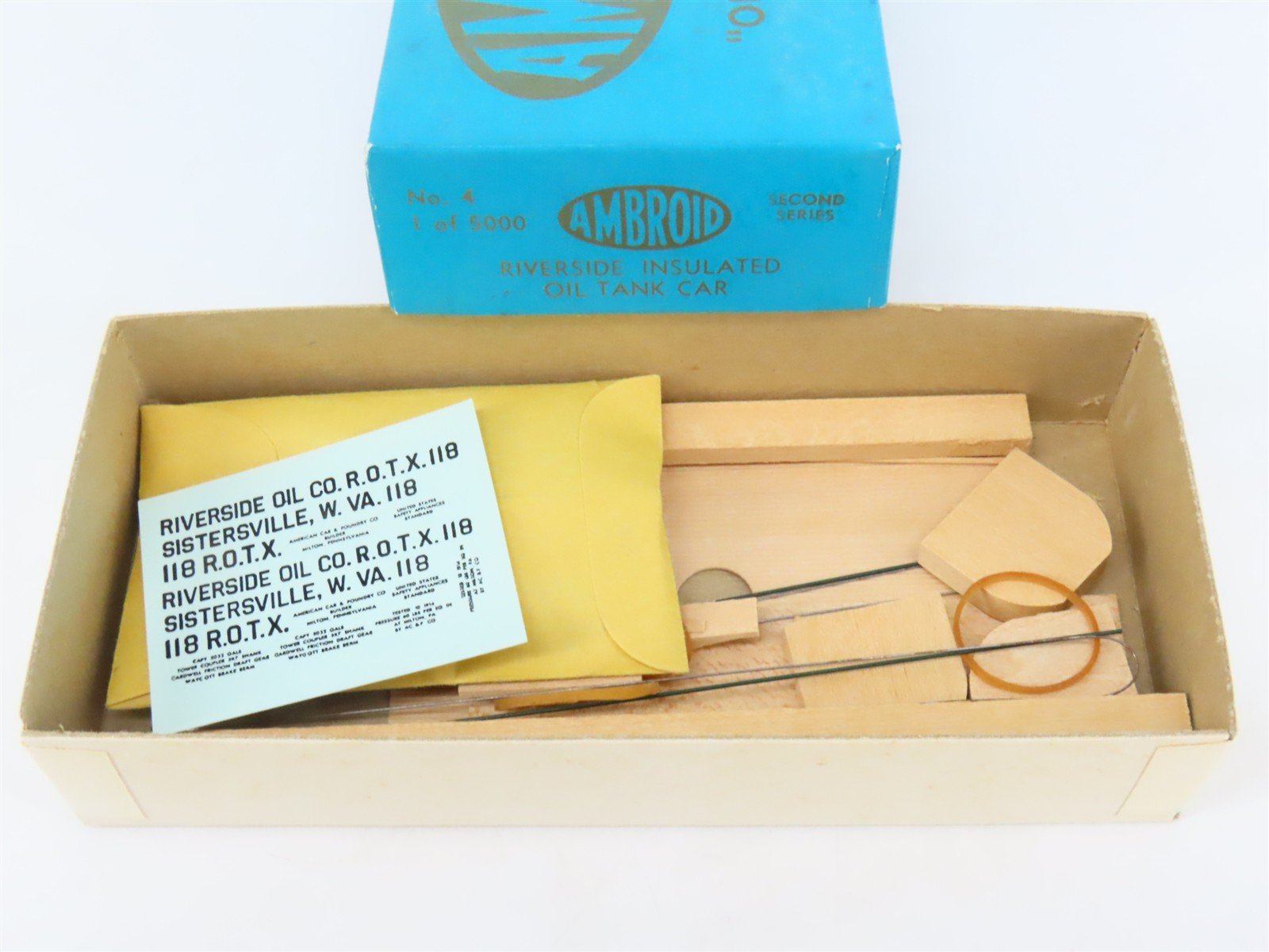 HO Scale Ambroid Kit No 4 ROTX Riverside Oil Co Insulated Tank Car #118