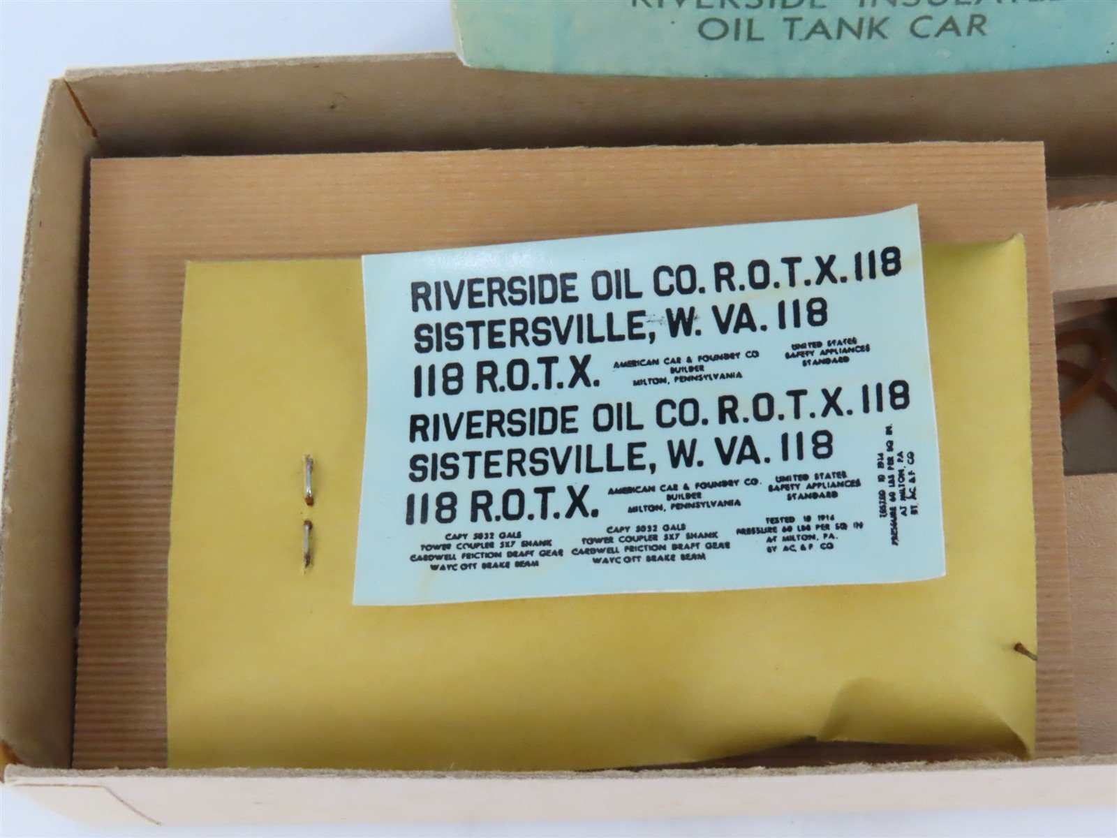 HO Scale Ambroid Kit No 4 ROTX Riverside Oil Co Insulated Tank Car #118