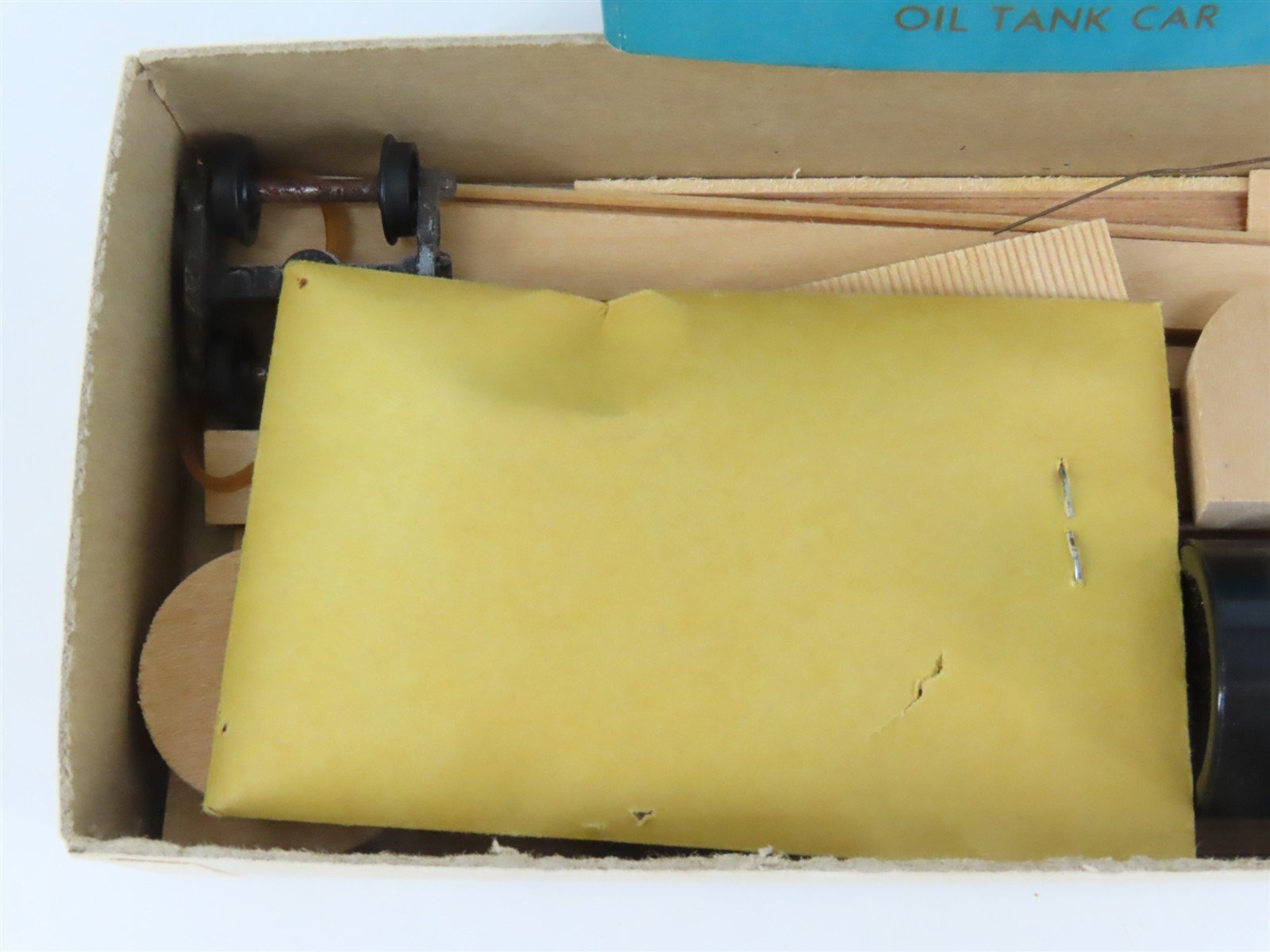 HO Scale Ambroid Kit No 4 ROTX Riverside Oil Co Insulated Tank Car #118