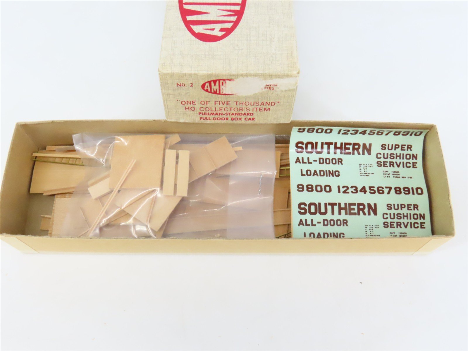 HO Scale Ambroid Kit No 2 SOU Southern Railway All Door Box Car #9800