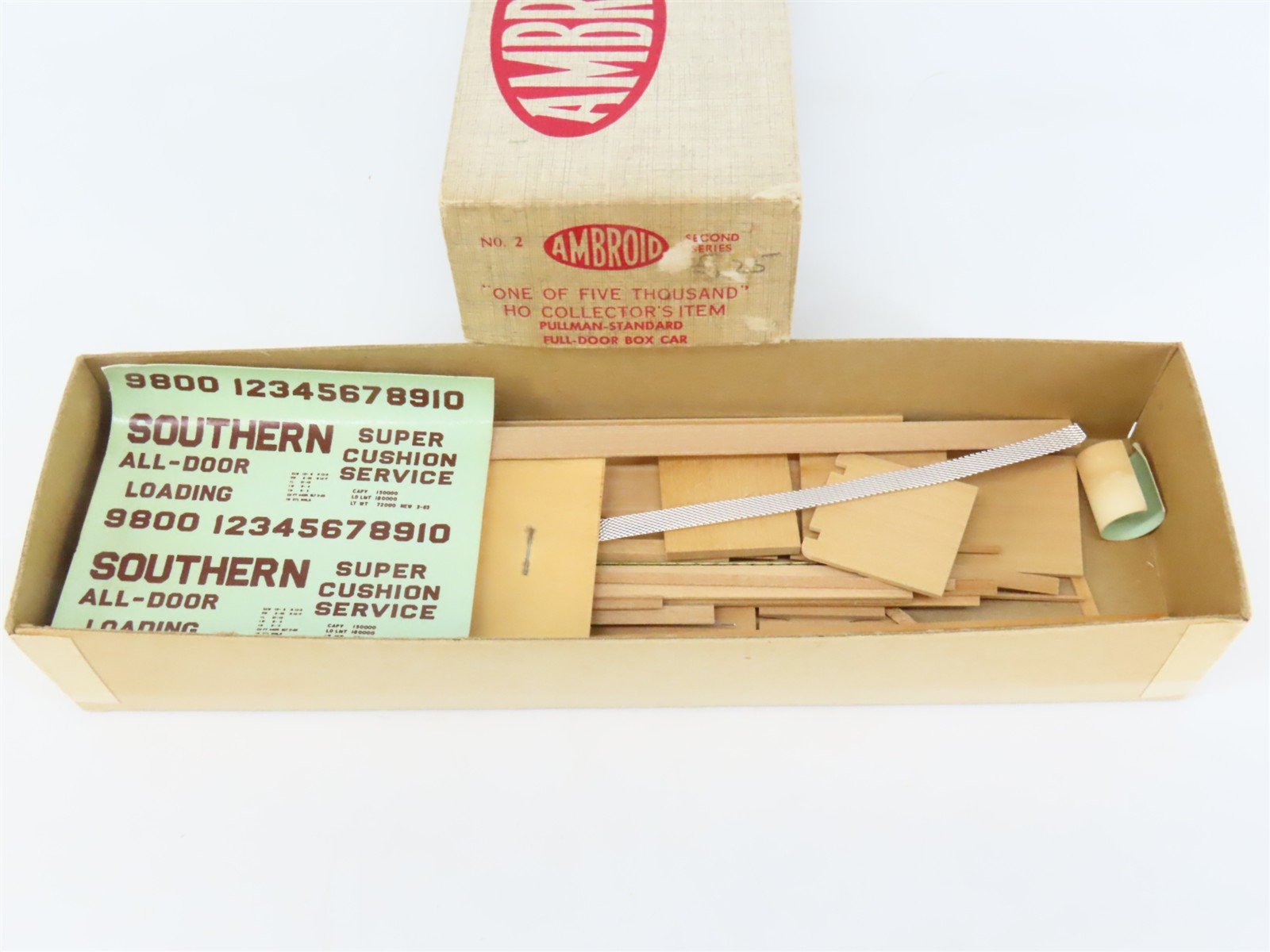 HO Scale Ambroid Kit No 2 SOU Southern Railway All Door Box Car #9800