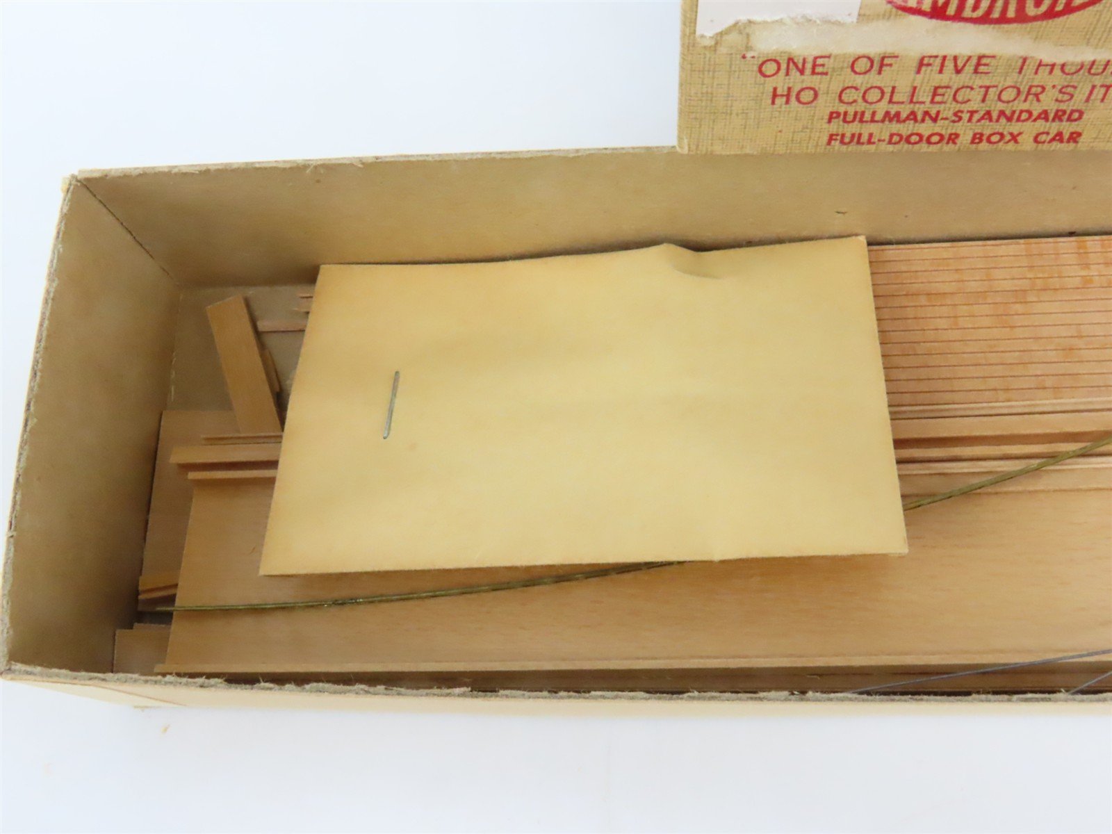 HO Scale Ambroid Kit No 2 SOU Southern Railway All Door Box Car #9800