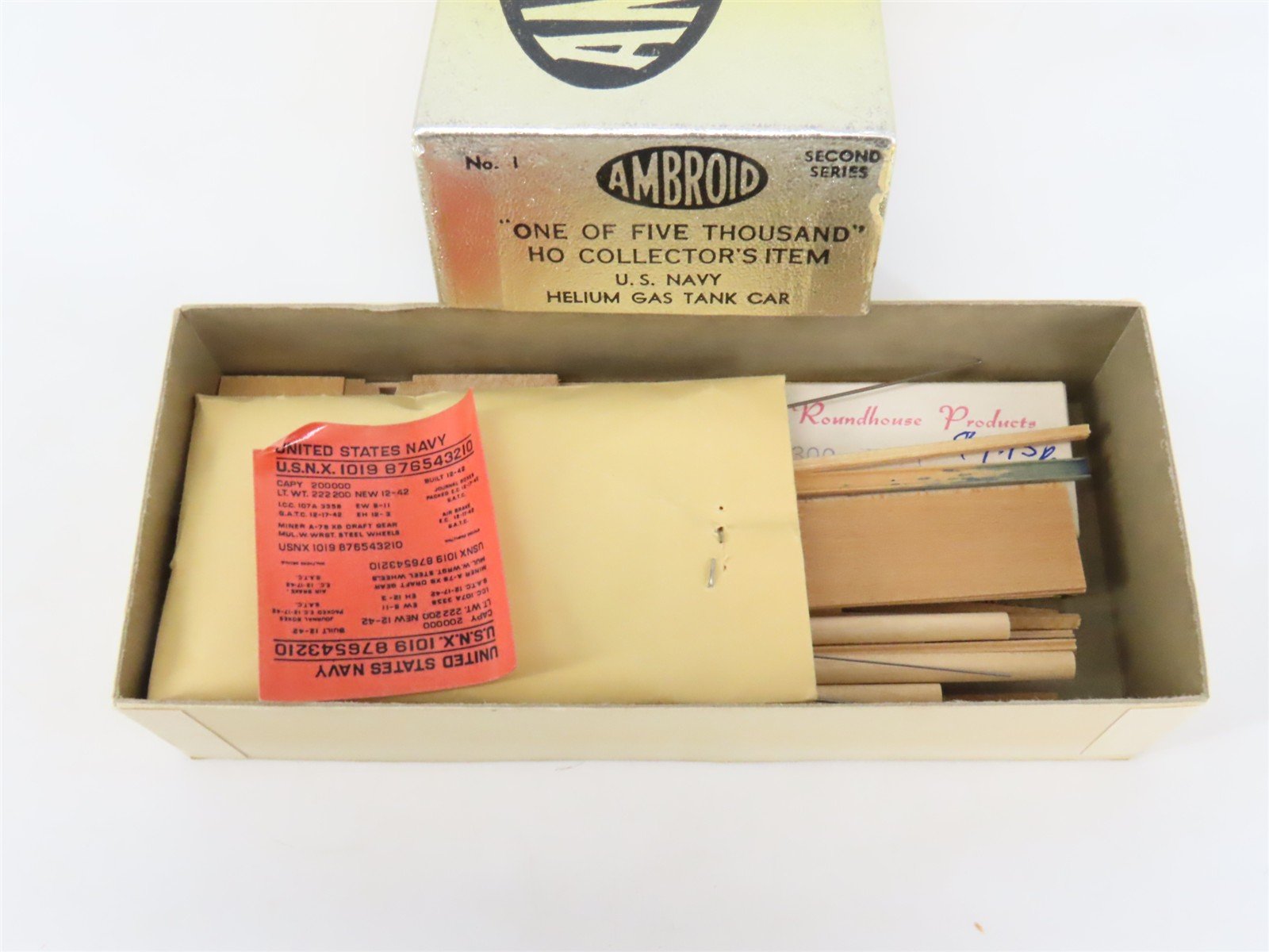 HO Scale Ambroid Kit No 1 USNX United States Navy Helium Gas Tank Car #1019