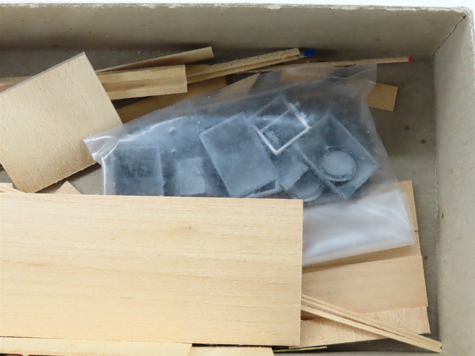 HO Scale Quality Craft Models Kit No 341 WM Western Maryland 2-Bay Hopper #5801