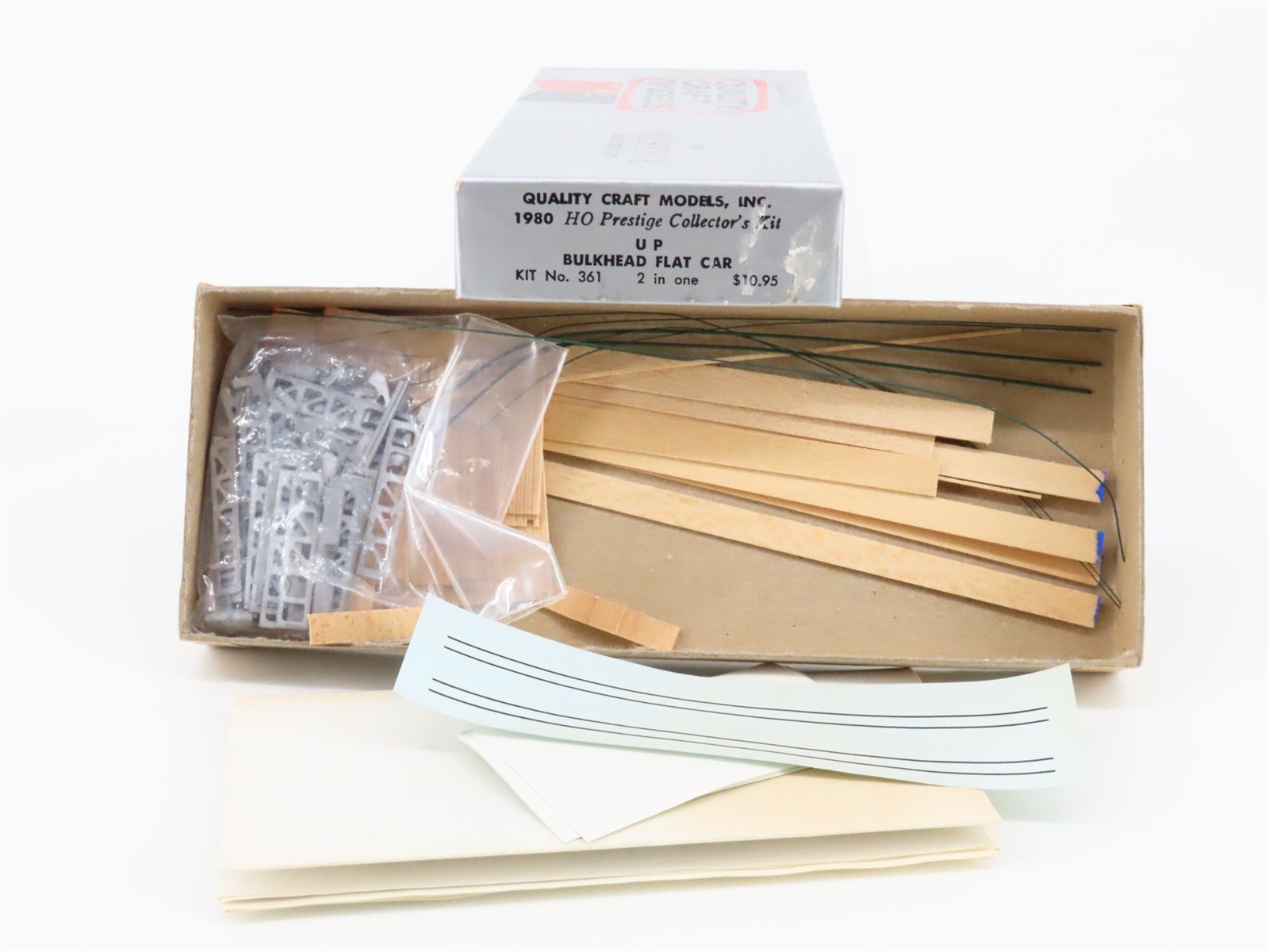 HO Scale Quality Craft Models 2 in 1 Kit 361 UP Union Pacific Railroad Flat Car