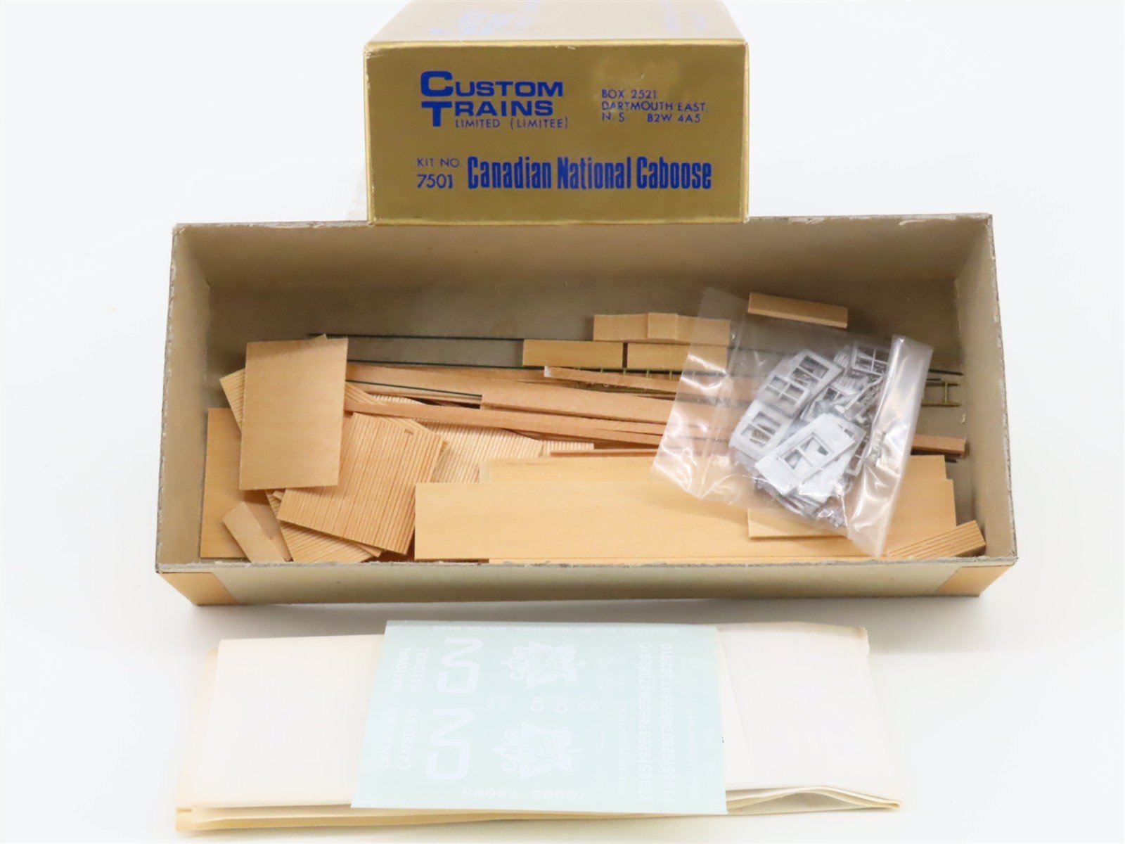 HO Scale Custom Trains Limited Kit No 7501 CN Canadian National Caboose
