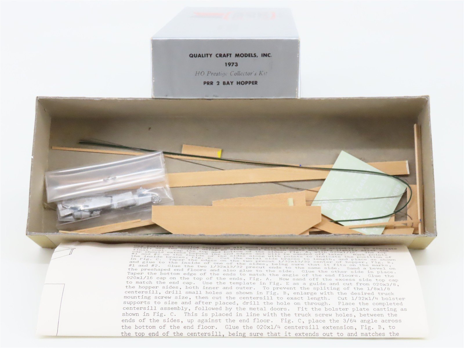 HO Scale Quality Craft Models Kit 1973 PRR Pennsylvania 2-Bay Hopper #220301