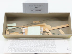 HO Scale Quality Craft Models Kit 1973 PRR Pennsylvania 2-Bay Hopper #220301