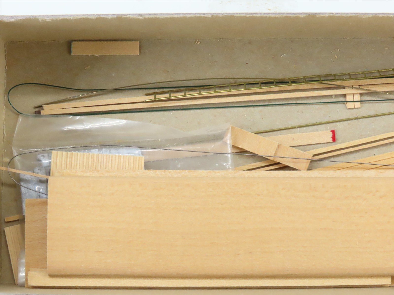 HO Quality Craft Models Kit 1972 PRR Pennsylvania Automobile Box Car #61100