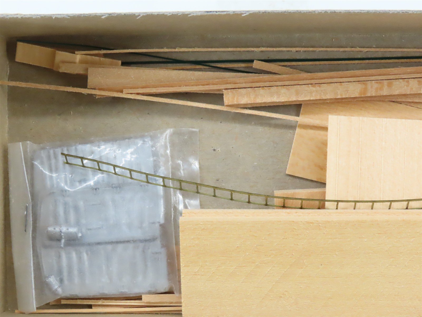 HO Scale Quality Craft Models Kit 328 PRR Pennsylvania 50' Auto Box Car #81935