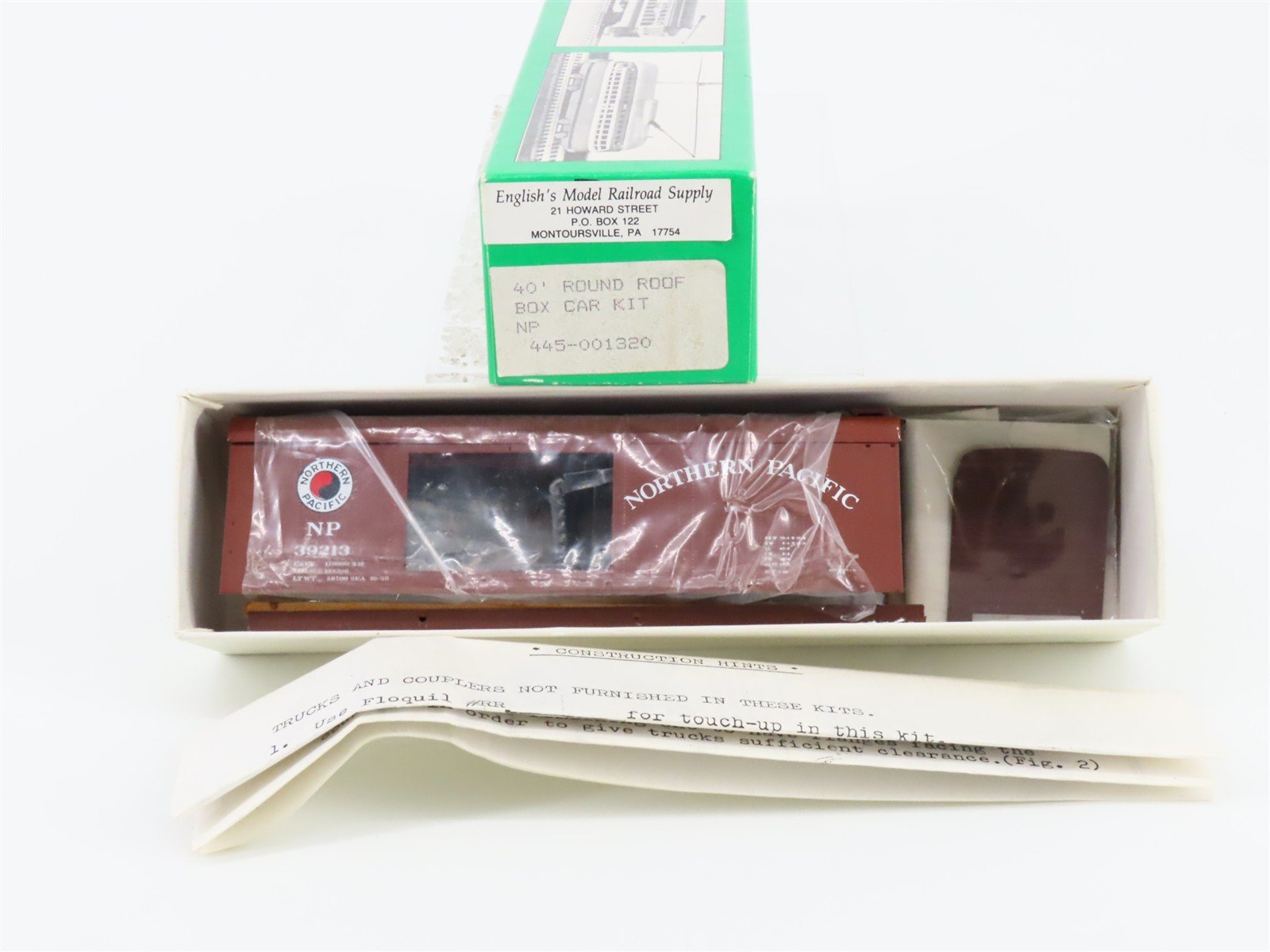 HO Scale Bowser Kit 445-001320 Metal NP Northern Pacific 40' Box Car #39213