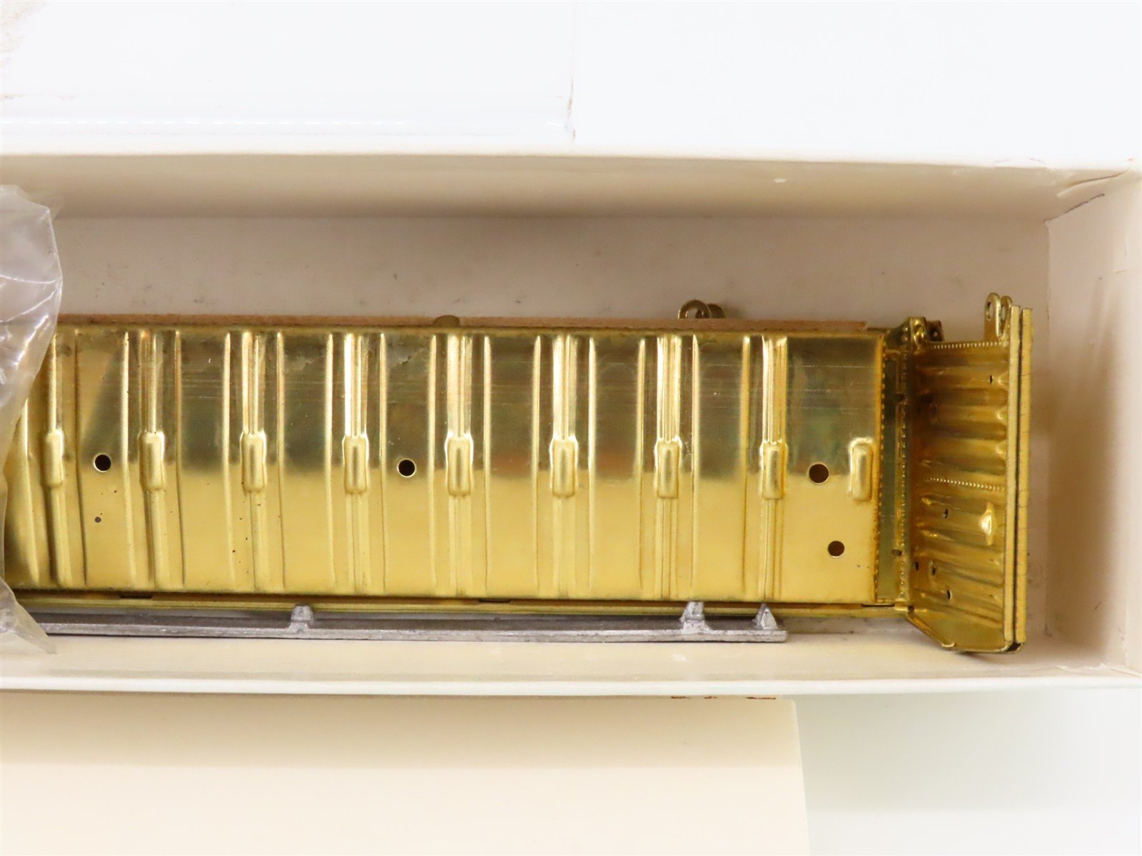HO Scale Bowser Kit 1-004100 Brass Unpainted 40' Single Door Box Car