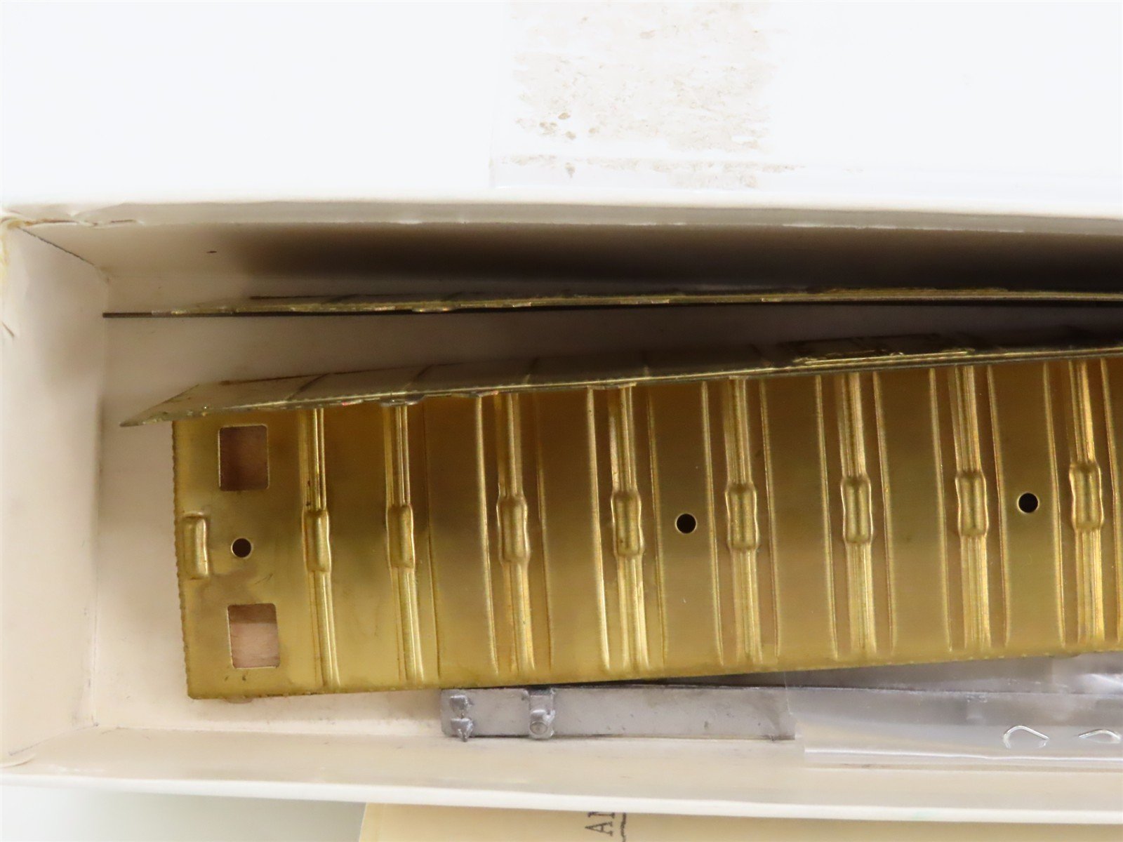HO Scale Bowser Kit 1-004000 Brass Unpainted 40' Reefer