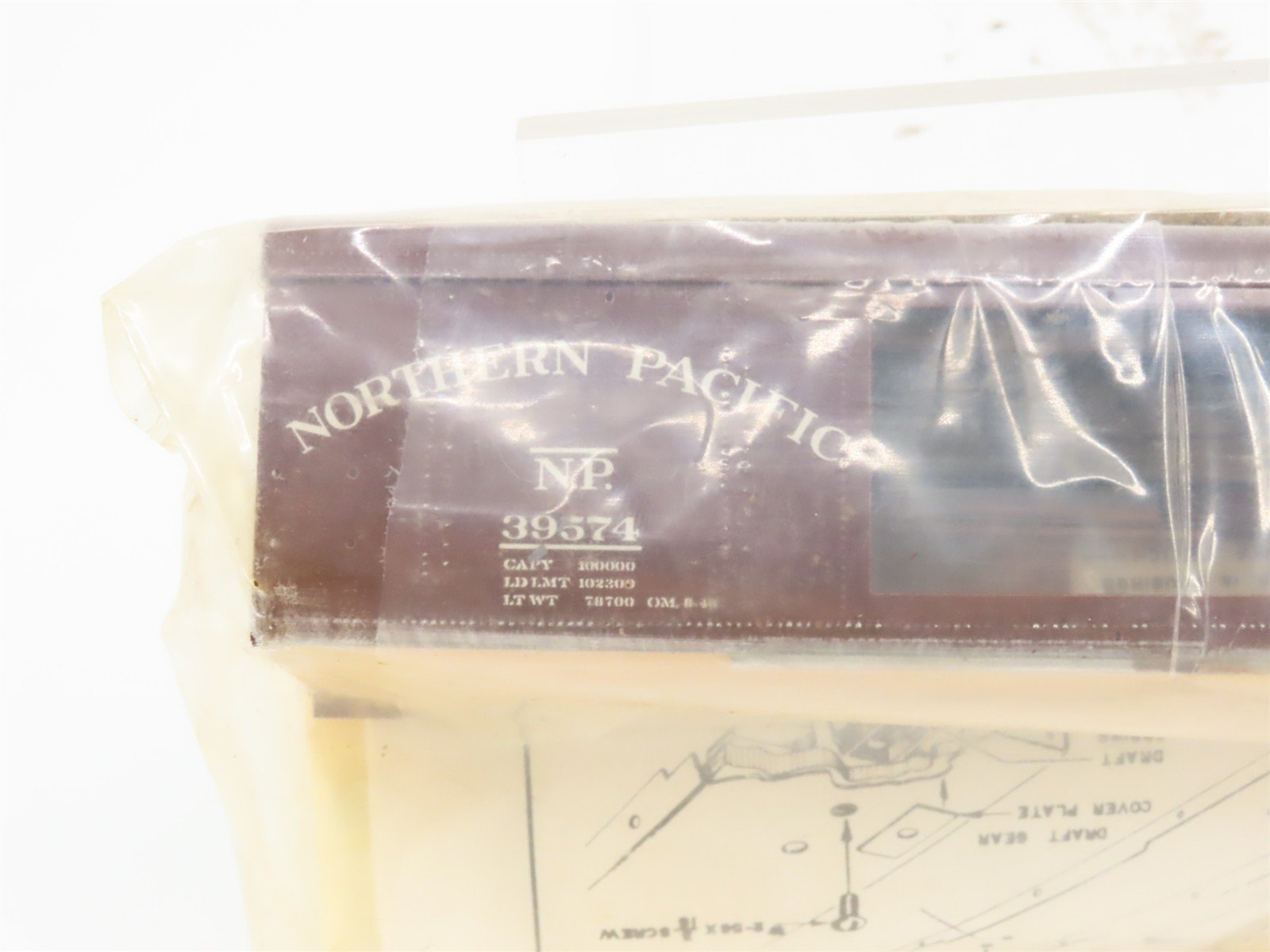 HO Athearn Metal Line Kit 1-330 NP Northern Pacific 50' Box Car #39574 - Sealed