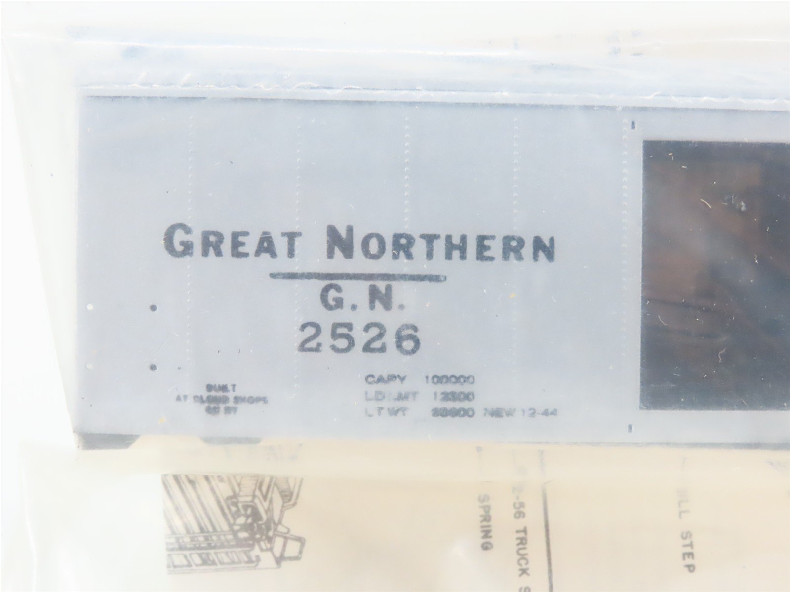 HO Scale Athearn Metal Line Kit 4-233 GN Great Northern 40' Box Car #2526 Sealed
