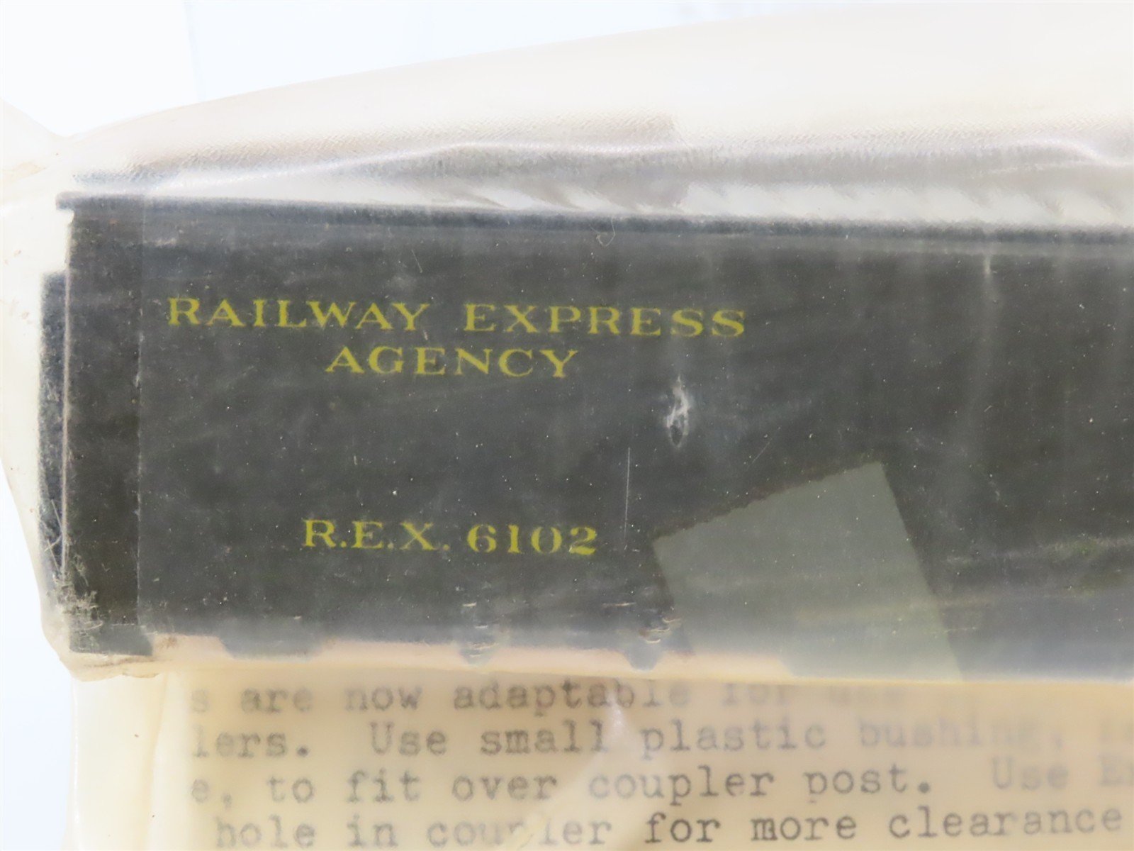 HO Scale Athearn Kit 5-114 REX Railway Express Agency Reefer #6102 - Sealed