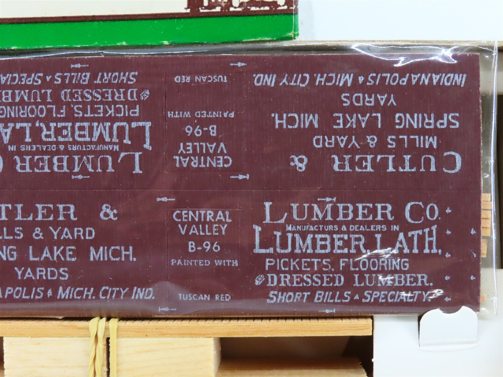 HO Scale Central Valley Kit B-96 C&S Cutler & Savidge Lumber Co Box Car #1