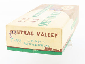 HO Central Valley Kit F-94 CM&STP Chicago Milwaukee & St Paul Reefer #27238