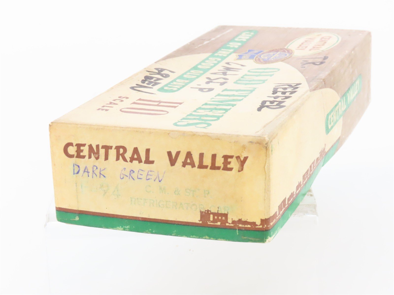 HO Central Valley Kit F-94 CM&STP Chicago Milwaukee & St Paul Reefer #27238