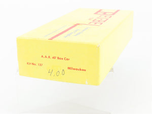 HO Scale Bev-Bel Kit 137 MILW Milwaukee Road 40' Single Door Box Car #22877