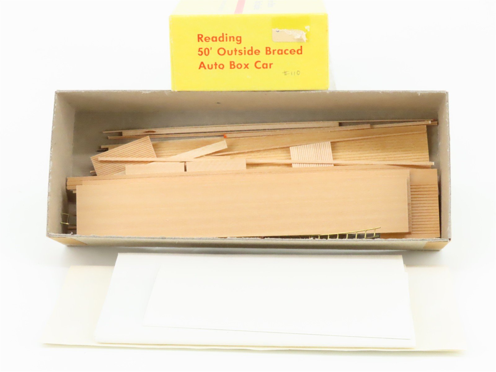 HO Scale Bev-Bel Kit RDG Reading Lines 50' Outside Braced Auto Box Car #16432