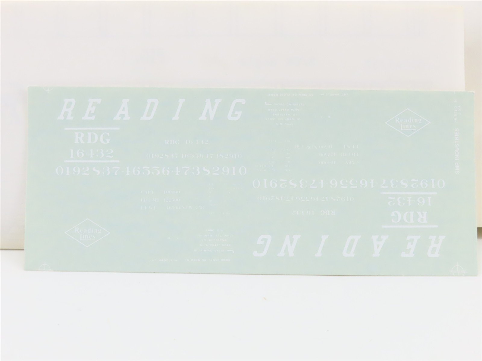 HO Scale Bev-Bel Kit RDG Reading Lines 50' Outside Braced Auto Box Car #16432