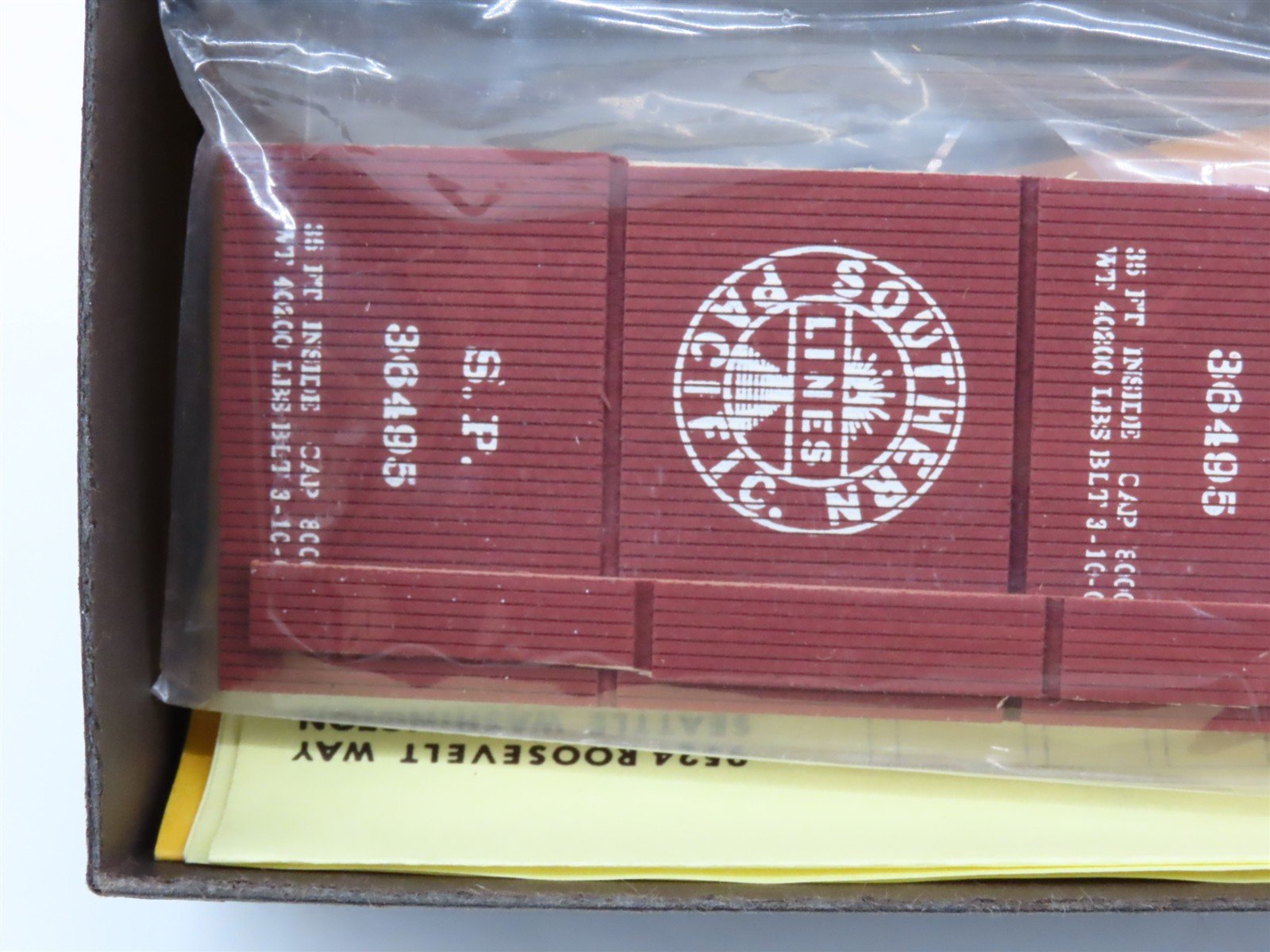 HO Scale Olympic Cascadian Kit SP Southern Pacific Railroad Box Car #36495