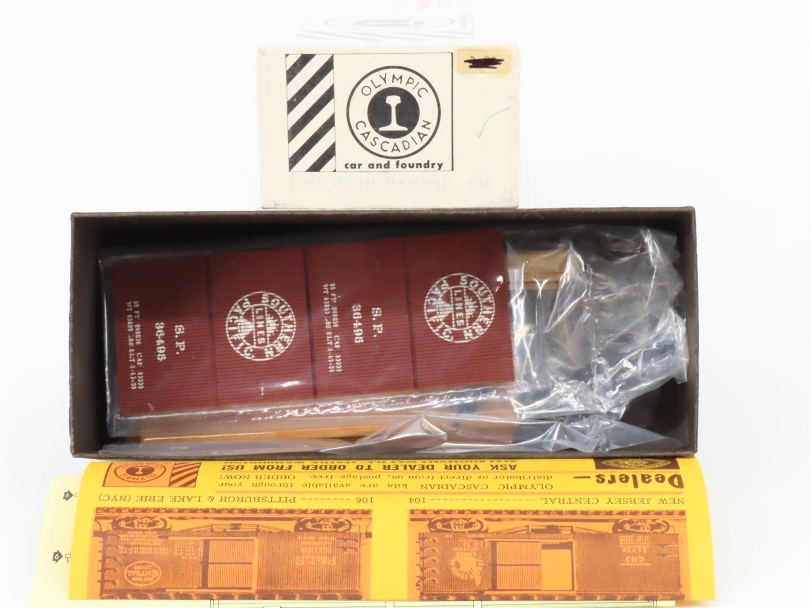 HO Scale Olympic Cascadian Kit 108 SP Southern Pacific Railroad Box Car #36495