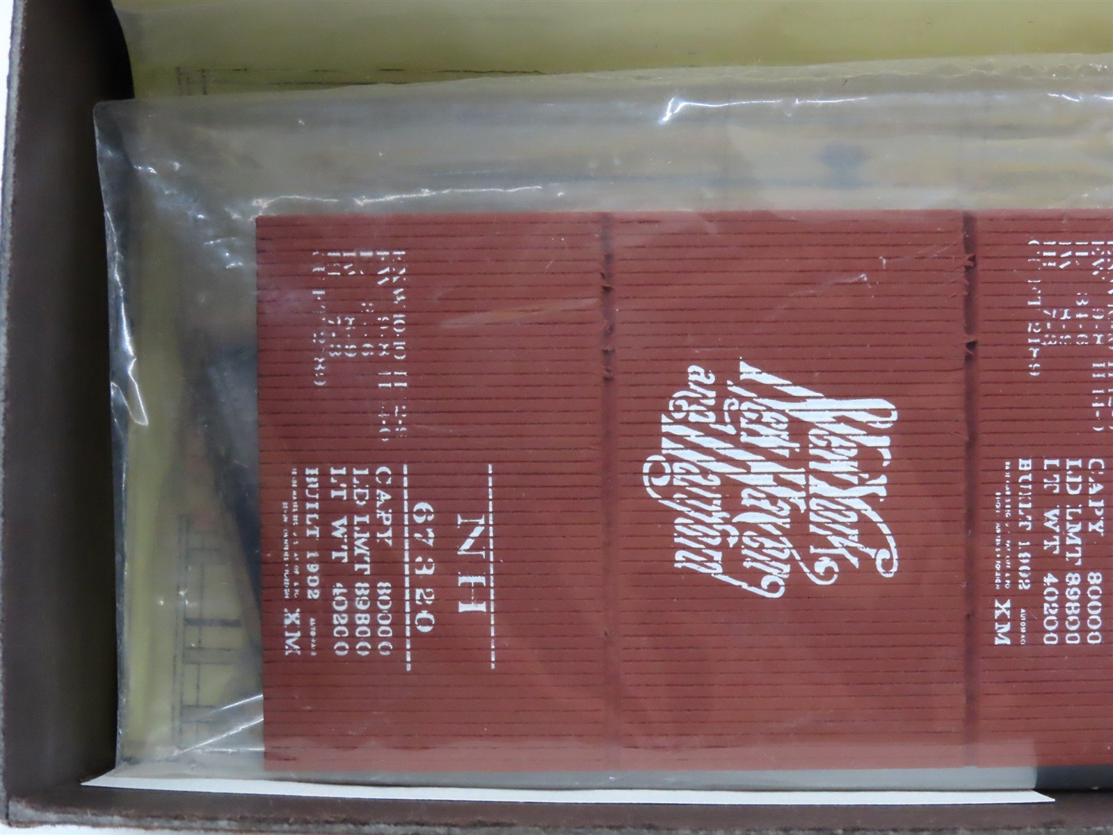 HO Scale Olympic Cascadian Kit NH New Haven Railroad Single Door Box Car #67320