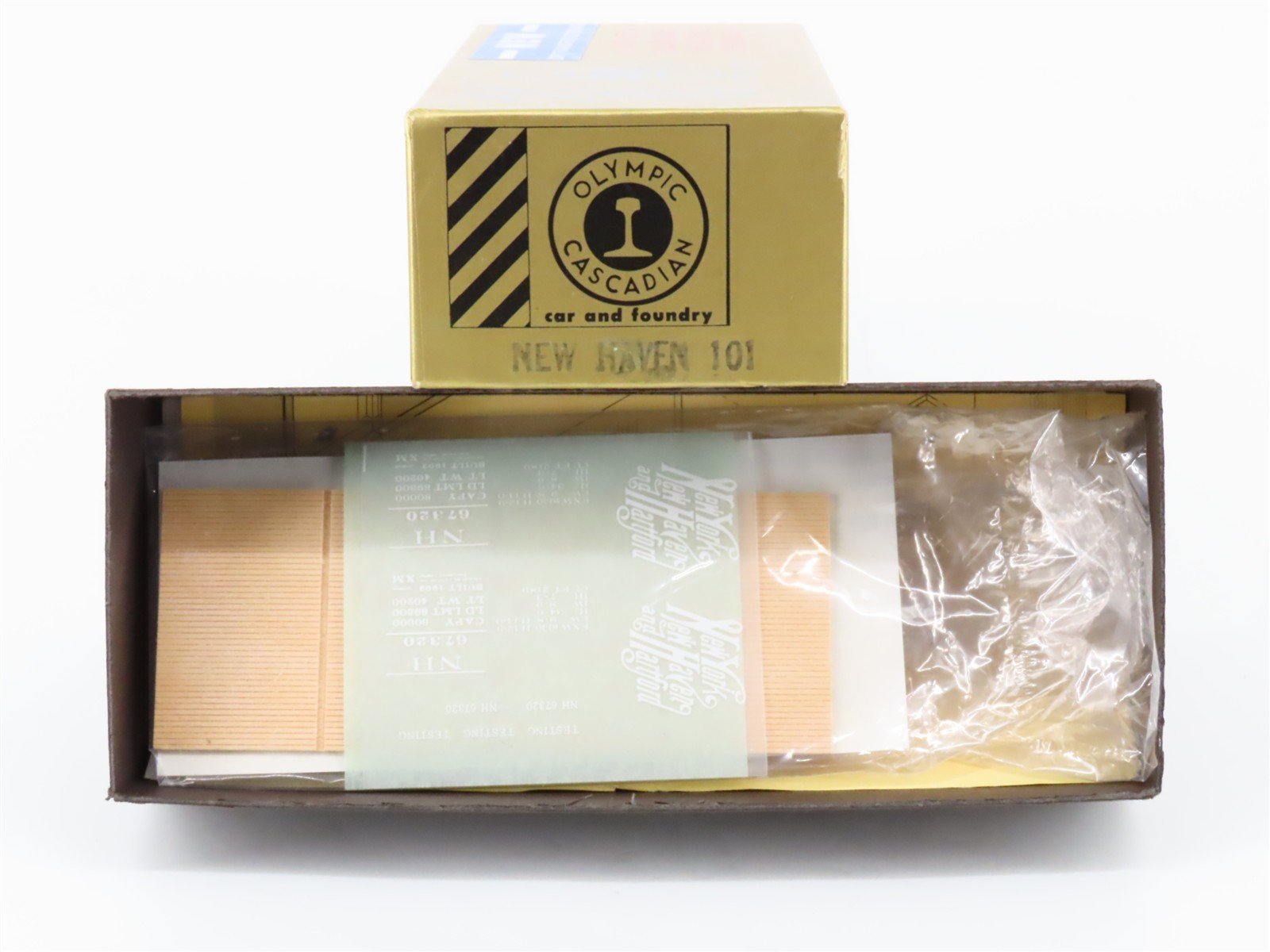 HO Scale Olympic Cascadian Kit 101 NH New Haven Single Door Box Car #67320