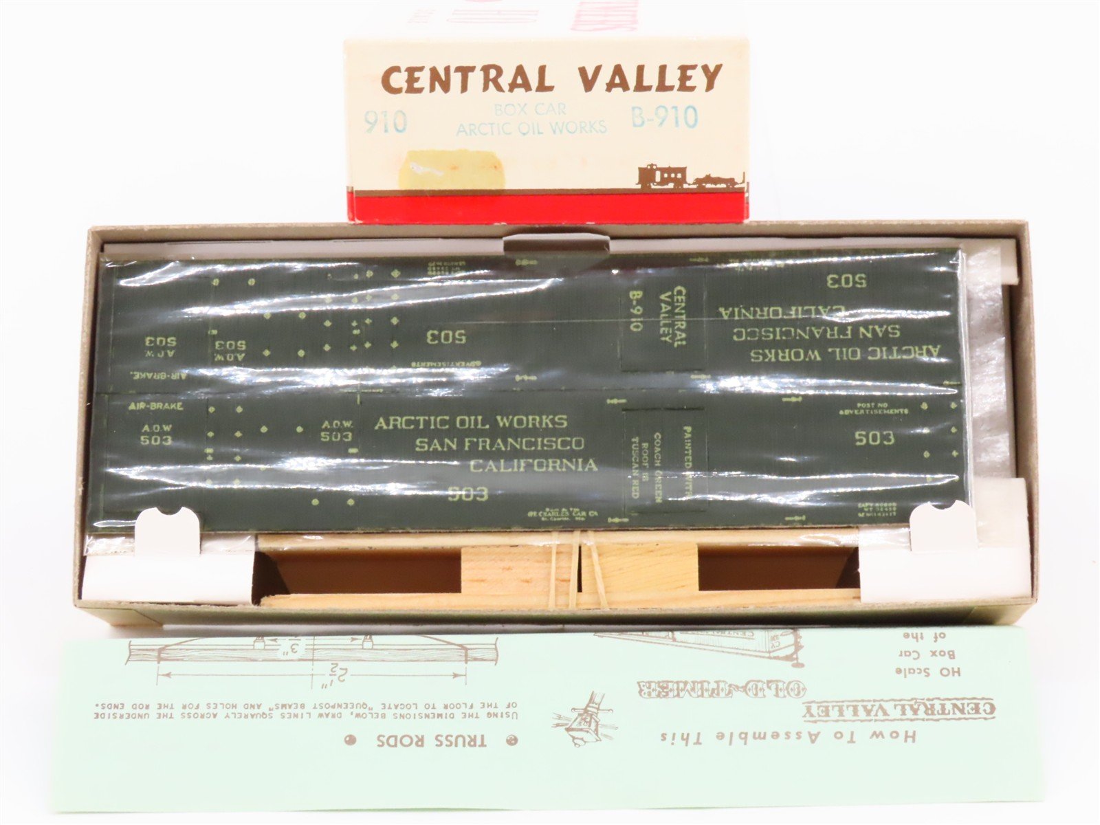 HO Scale Central Valley Kit B-910 AOW Arctic Oil Works Old Timer Box Car #503