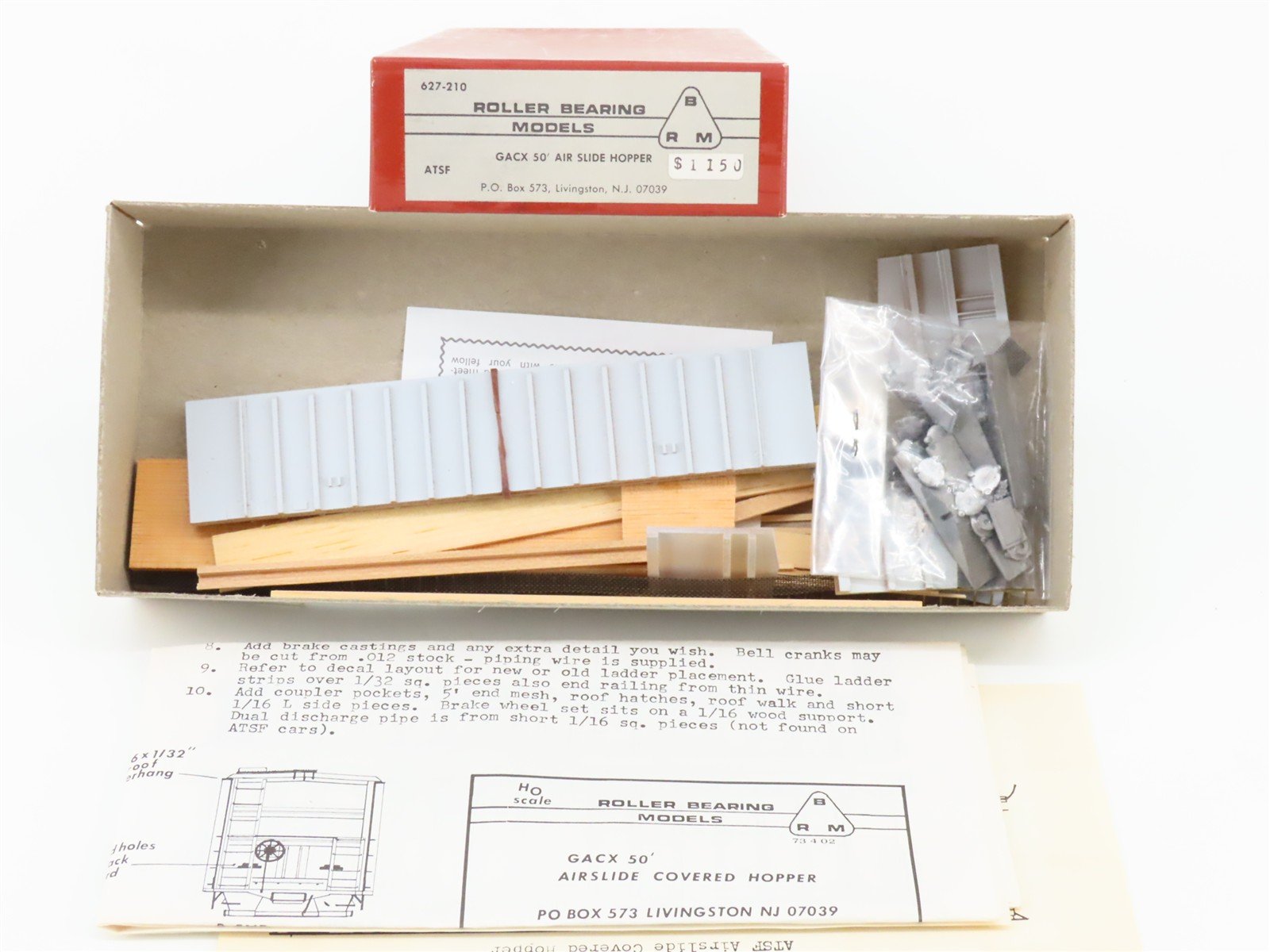HO Roller Bearing Models RBM Kit 627-210 ATSF Santa Fe Airslide Hopper #310502