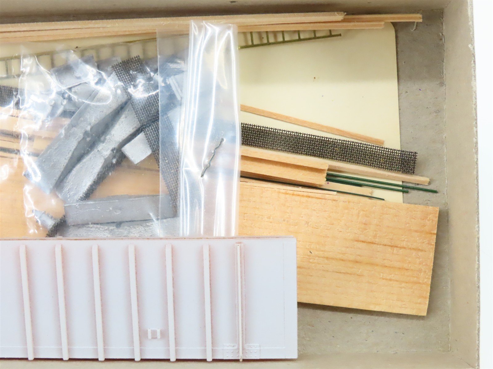 HO Roller Bearing Models RBM Kit 627-212 SOU Southern Airslide Hopper #90307