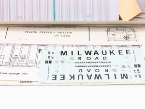 HO Scale Roller Bearing Models RBM Kit 627-213 MILW Milwaukee Road Hopper 109937