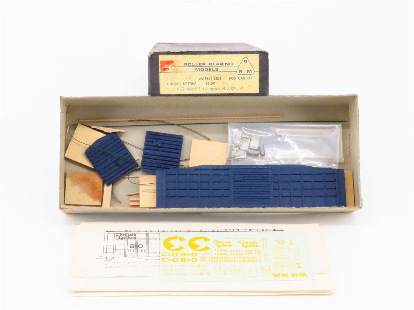 HO Scale Roller Bearing Models RBM Kit B&O Chessie System 50' Box Car #412765