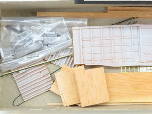 HO Scale Roller Bearing Models RBM Kit 627-206 Undecorated 50' Box Car