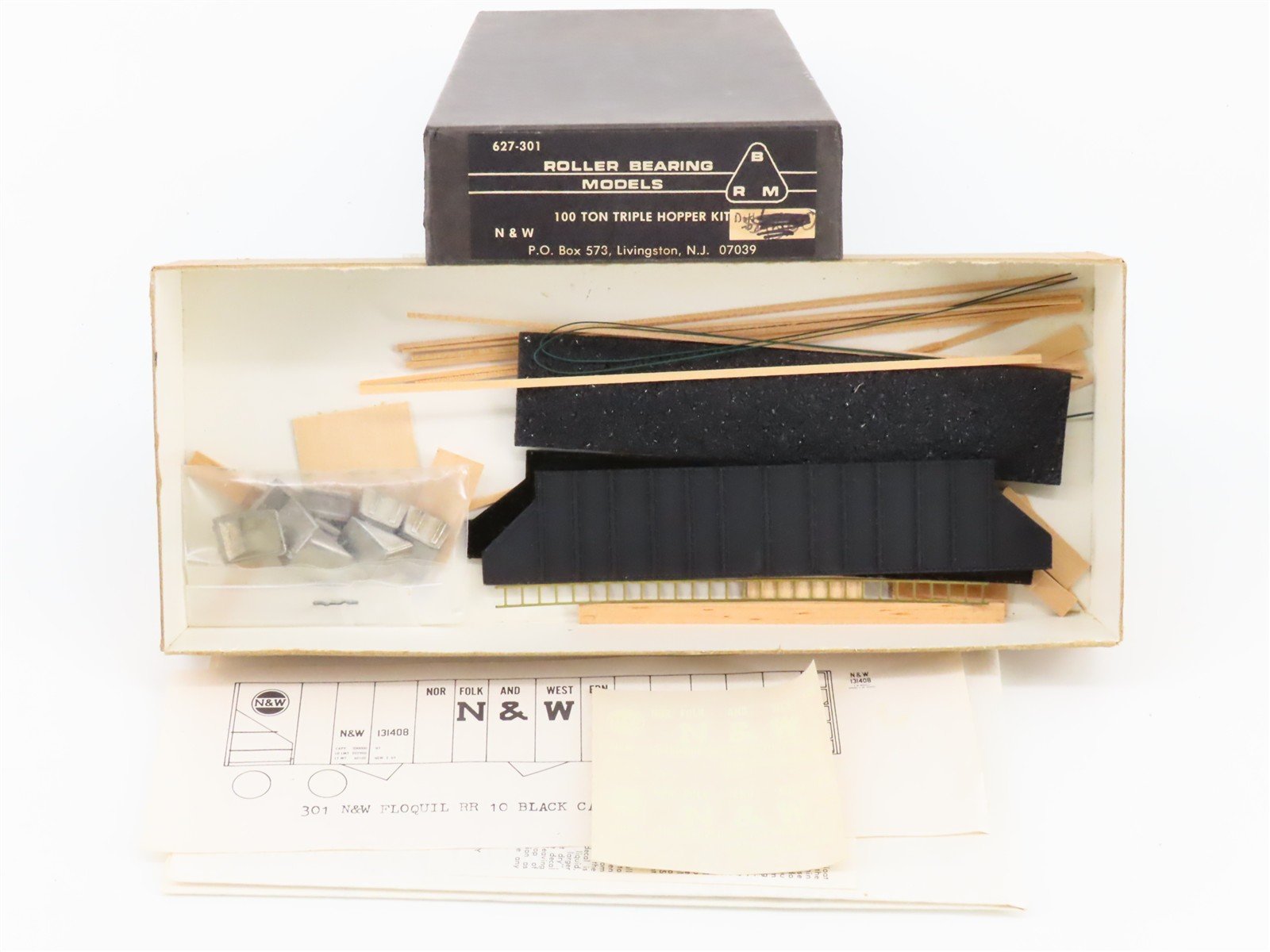 HO Scale Roller Bearing Models Kit 627-301 N&W Norfolk & Western Hopper #131408