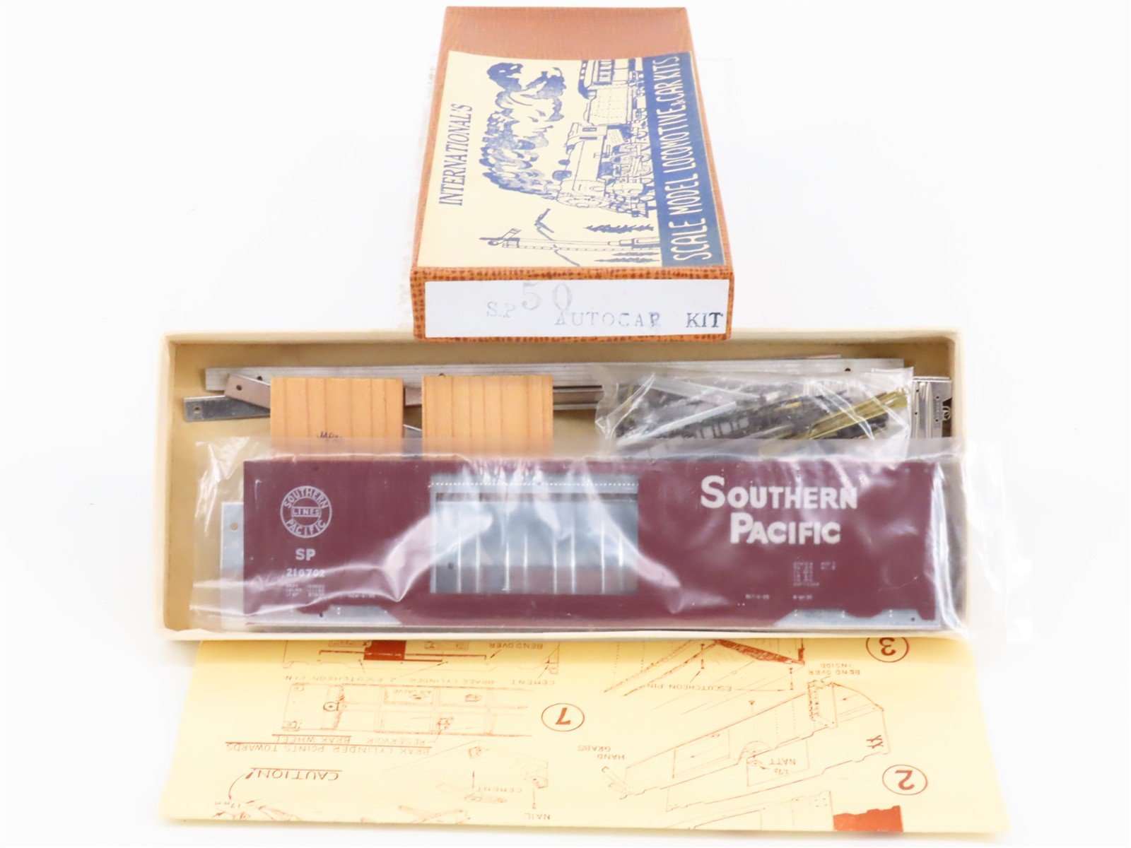 HO International Kit #50 SP Southern Pacific 50' Automobile Box Car #210702