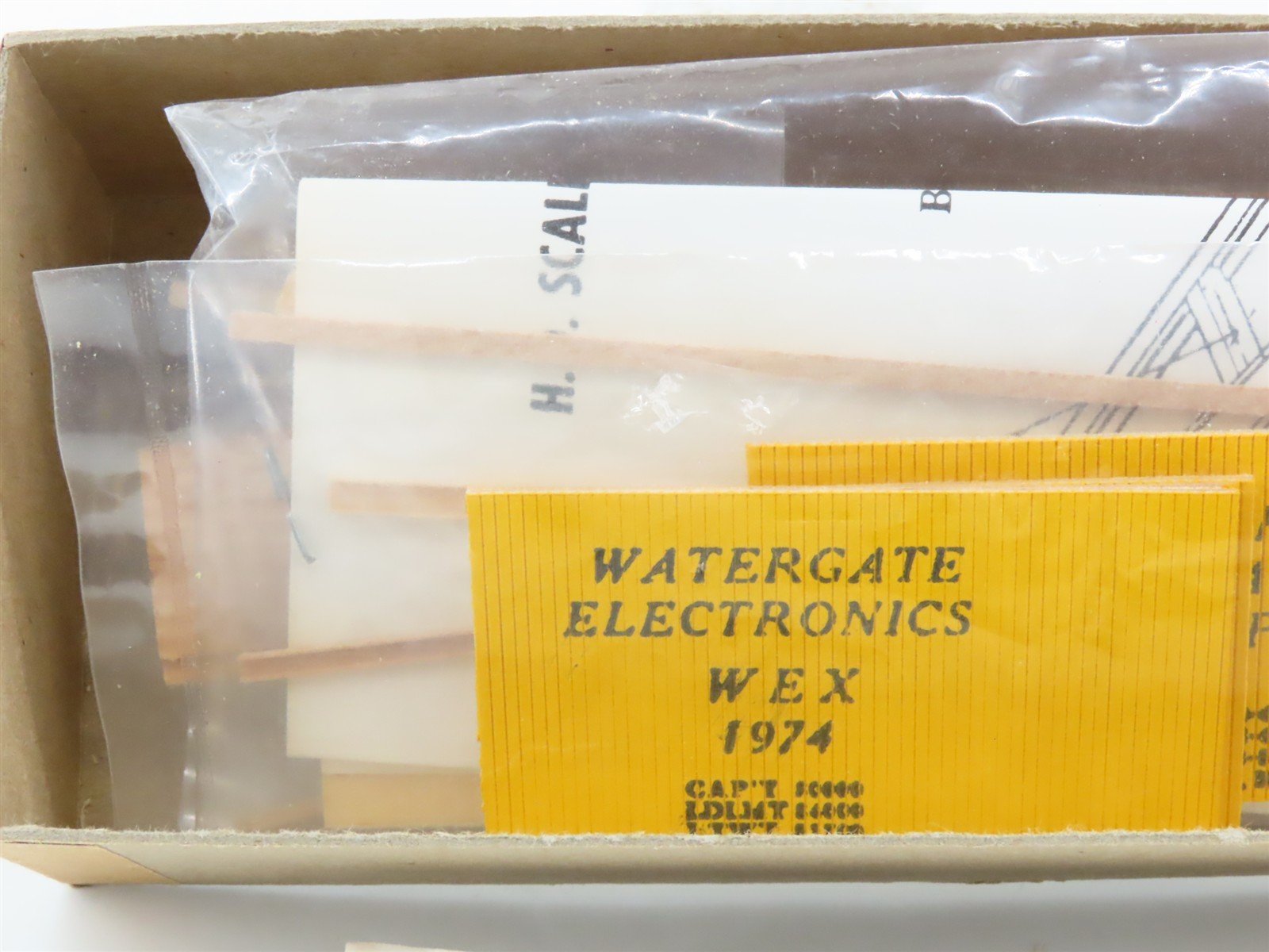 HO H-D Scale Models Kit 208 WEX Watergate Electronics 40' Wood Box Car #1974