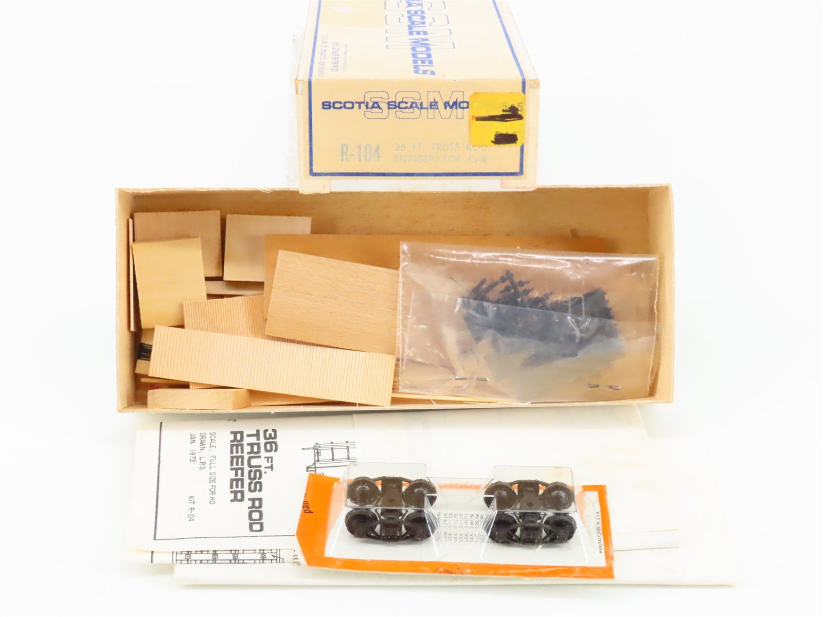 HO Scotia Scale Models Kit R-104 Unpainted 36' Truss Rod Reefer