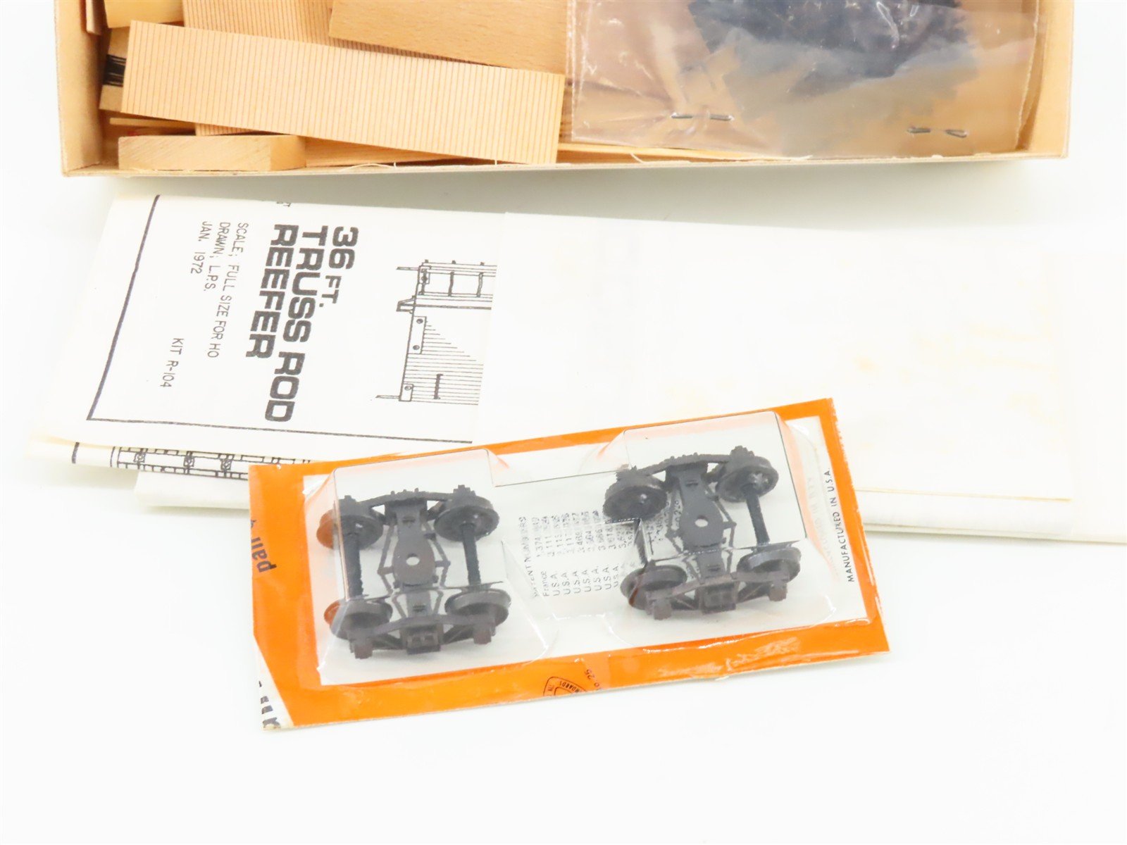 HO Scotia Scale Models Kit R-104 Unpainted 36' Truss Rod Reefer