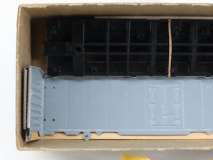 HO Scale Varney Kit R-45 NPMX Northern Pacific Railroad Steel Reefer #101