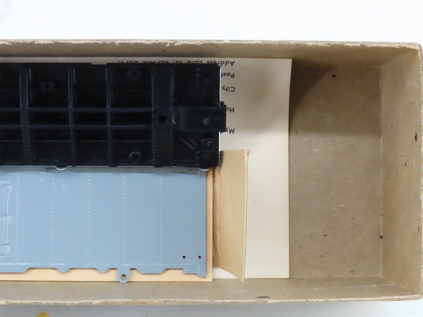 HO Scale Varney Kit R-45 NPMX Northern Pacific Railroad Steel Reefer #101