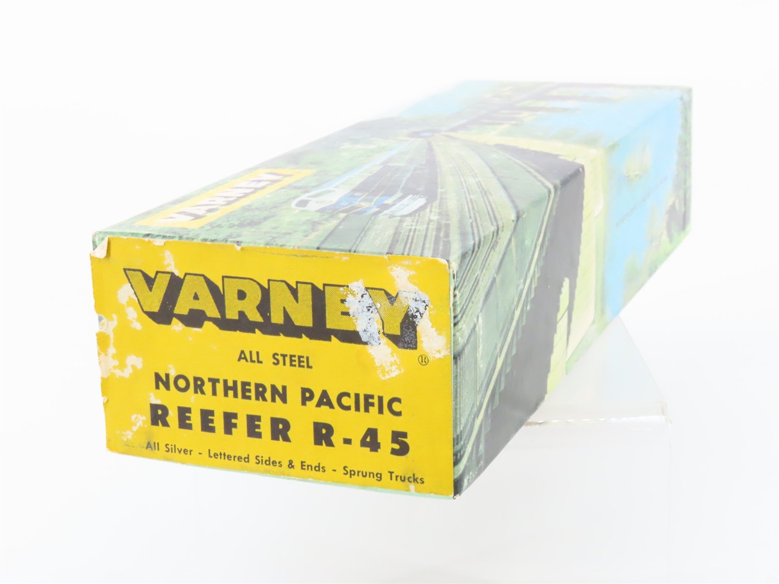 HO Scale Varney Kit R-45 NPMX Northern Pacific Railroad Steel Reefer #101