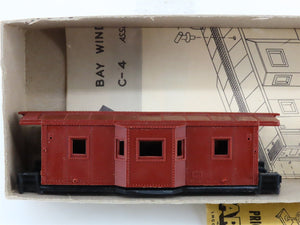 HO Scale Varney Kit C-4 Unlettered Steel Bay Window Caboose