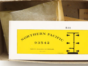 HO Scale Varney Kit R-14 NP Northern Pacific Railroad Wood Reefer #93542