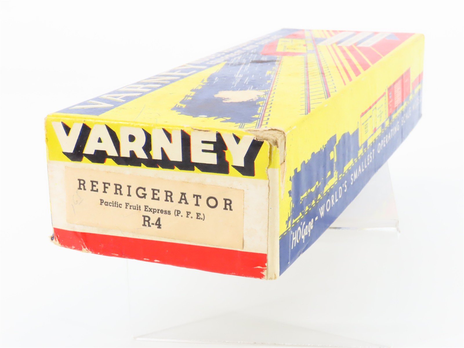 HO Scale Varney Kit R-4 SP UP PFE Pacific Fruit Express Railroad Reefer #26101